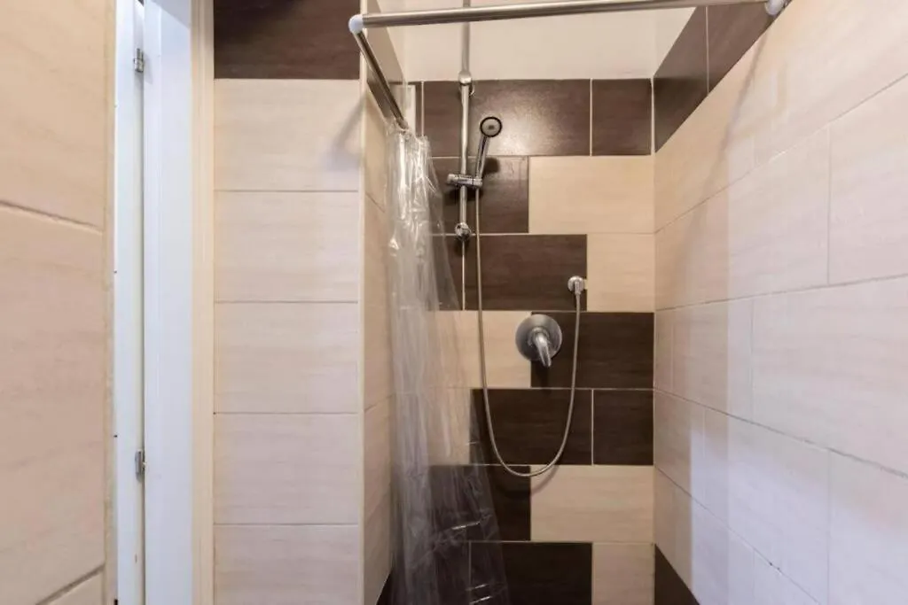 Daplace - Emilia Apartment روما إيطاليا