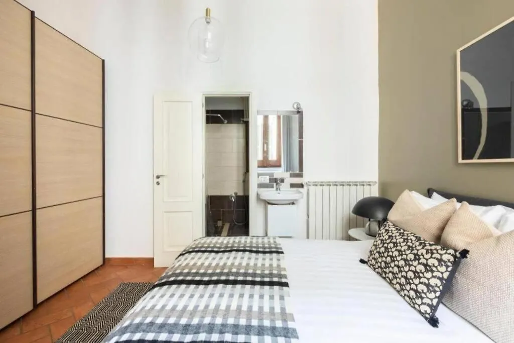 Daplace - Emilia Apartment Rome Italy